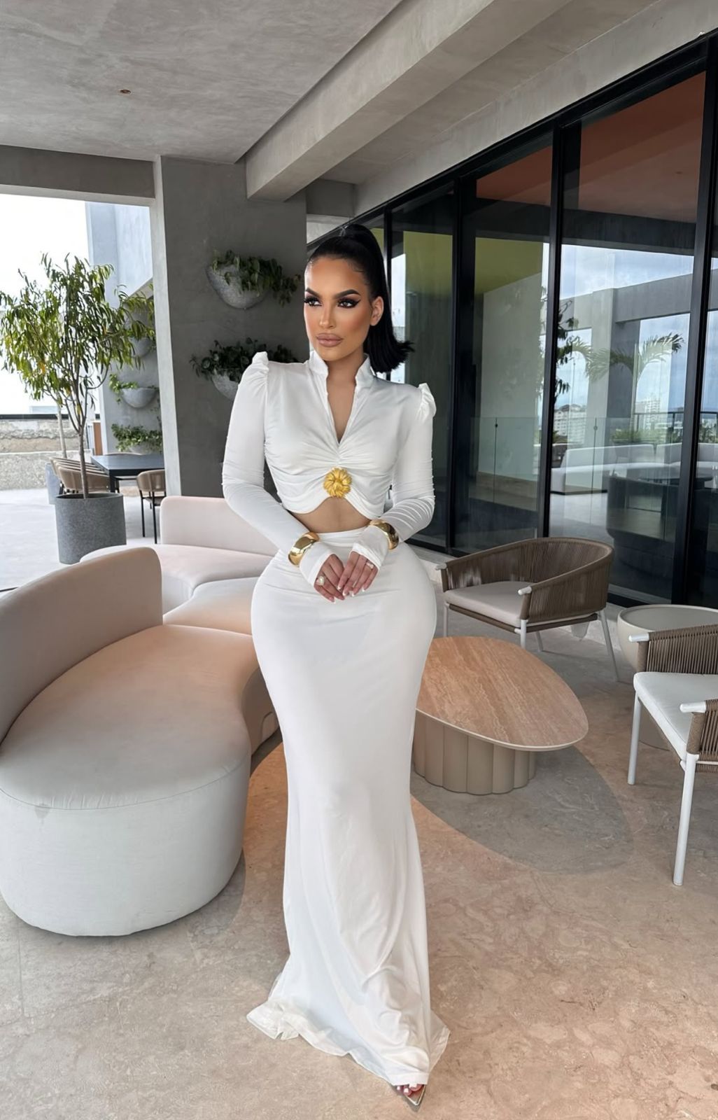 SET BLANCO ELGANTE CON ACCESORIOS DORADO