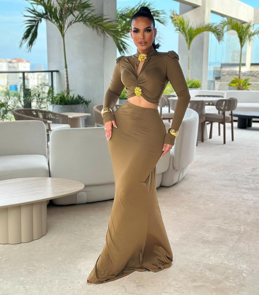 SET OLIVO ELEGANTE CON ACCESORIOS DORADOS